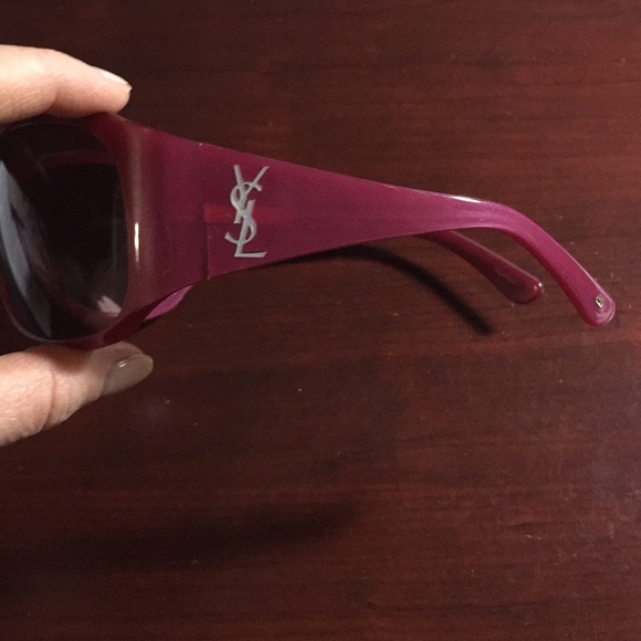 Yves Saint Laurent Accessories - AUTHENTIC YVES SAINT LAURENT (YSL) SUNGLASSES!